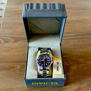 Invicta Women's Pro Diver Quartz Watch Stainless Steel Strap- Brand new
